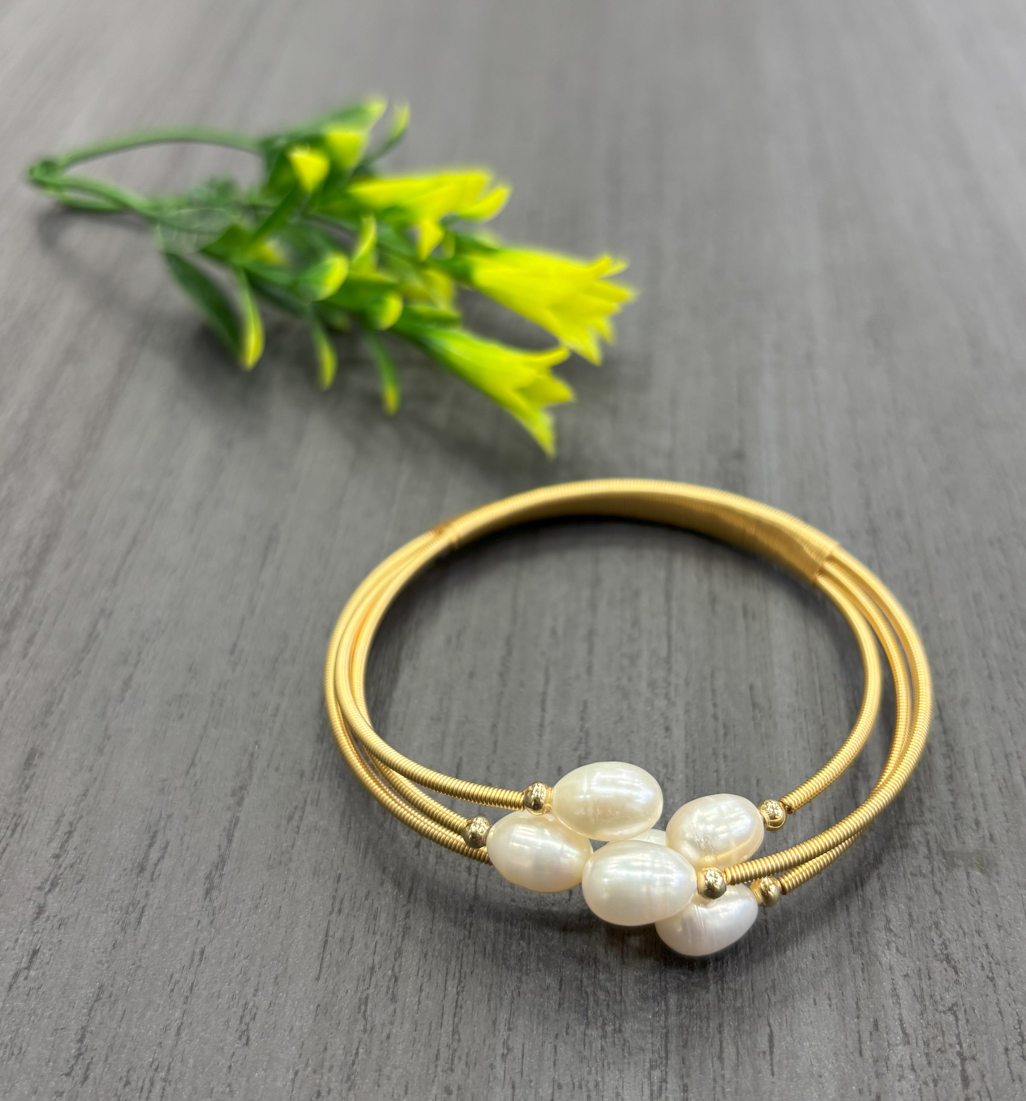 Authentic Real Natural Fresh Water Pearl Bracelet With Certificate(D.No ADBLS238)