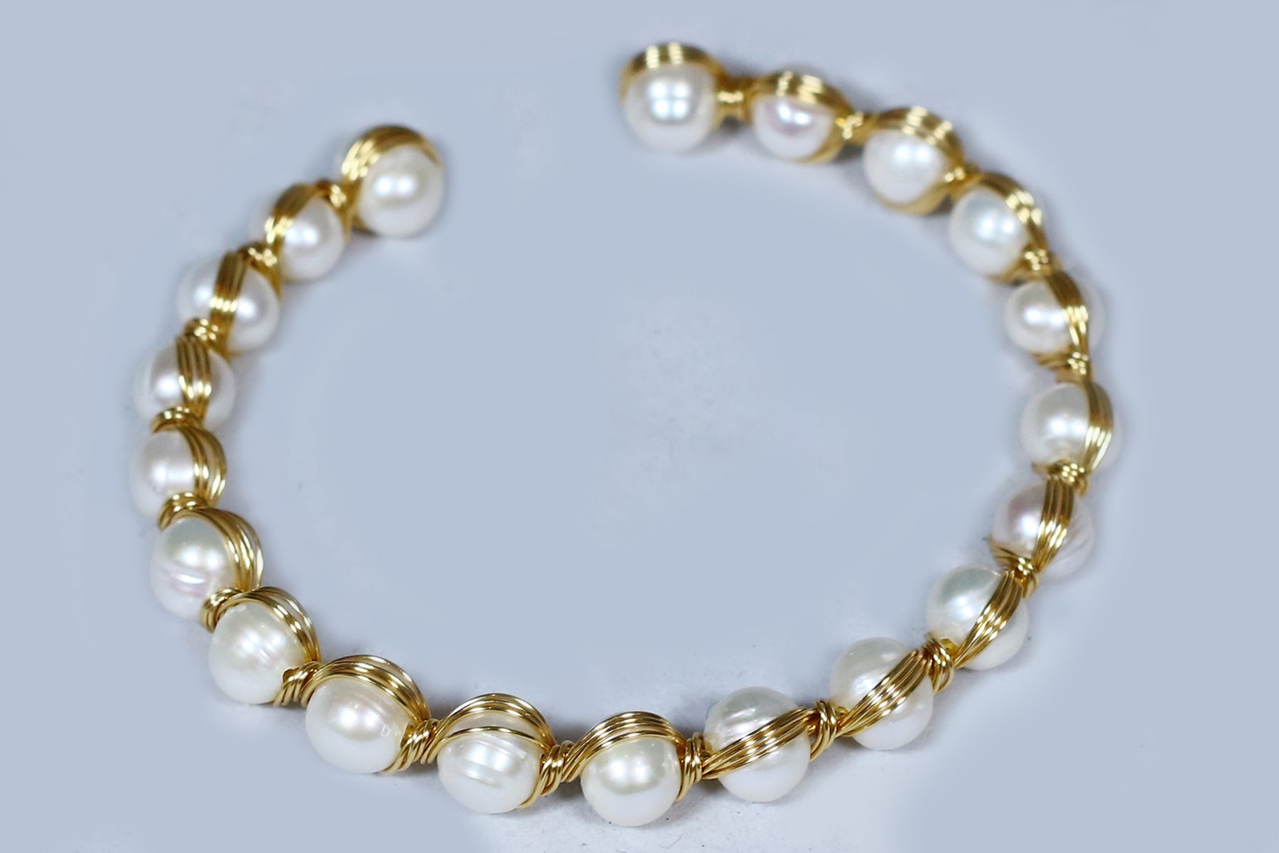Authentic Real Natural Fresh Water Pearl Bracelet With Certificate(D.No ADBLS249)