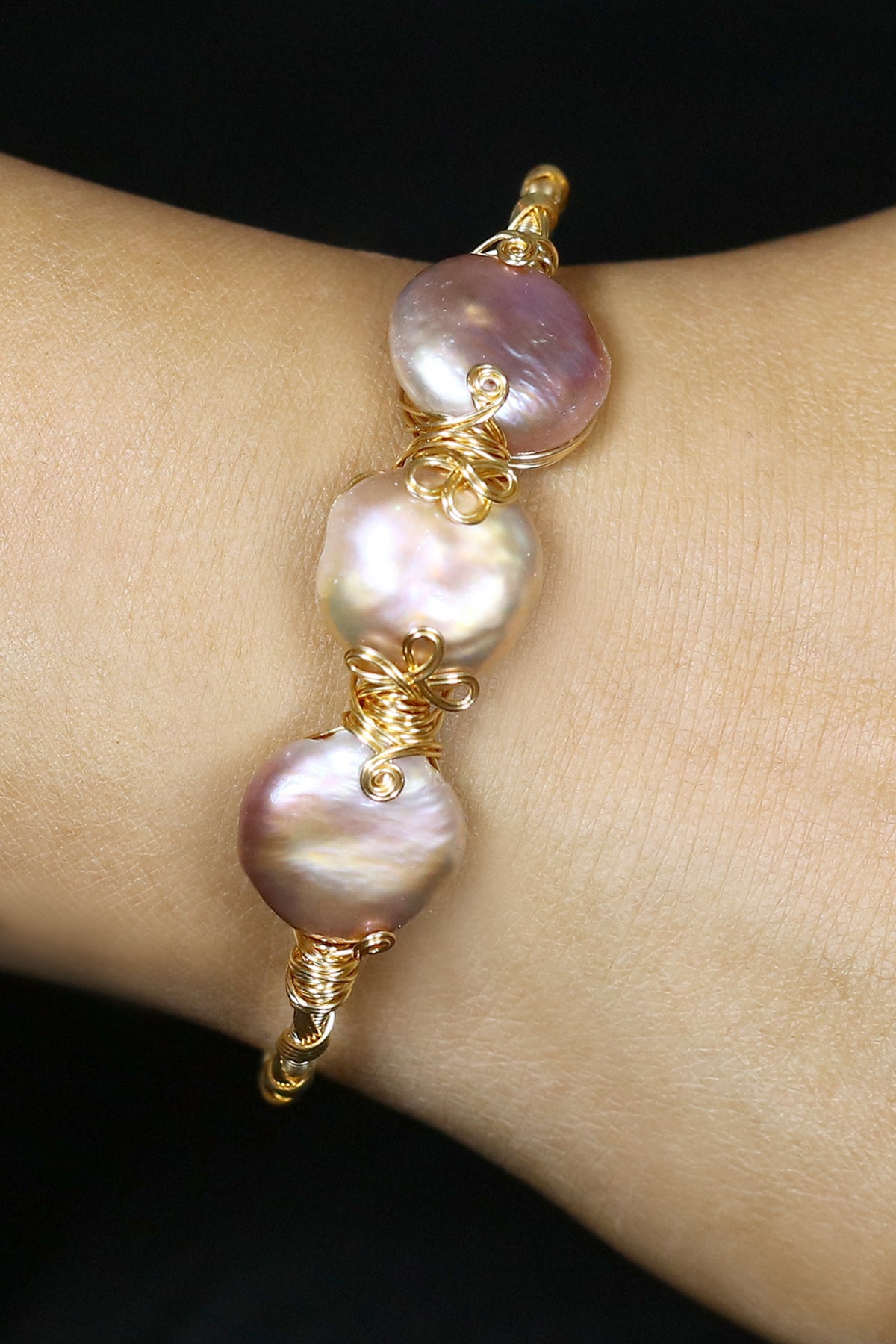 Authentic Real Natural Fresh Water Pearl Bracelet With Certificate(D.No ADBLS256)