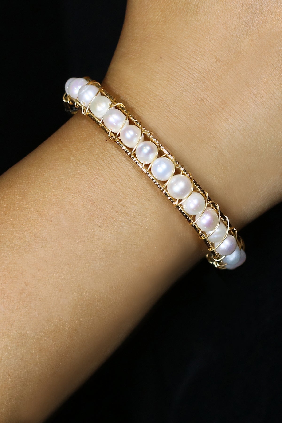 Authentic Real Natural Fresh Water Pearl Bracelet With Certificate(D.No ADBLS264)