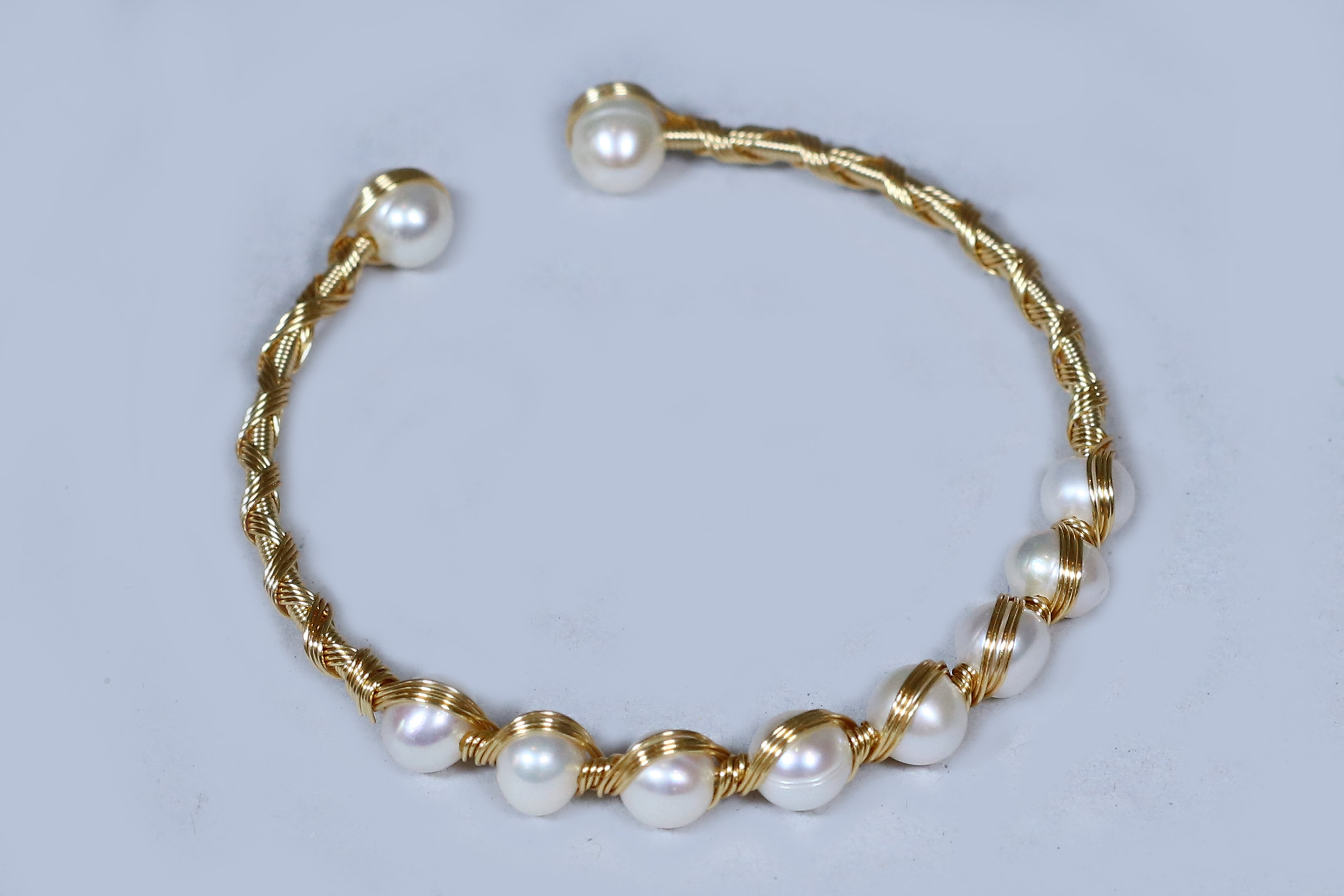 Authentic Real Natural Fresh Water Pearl Bracelet With Certificate(D.No ADBLS271)