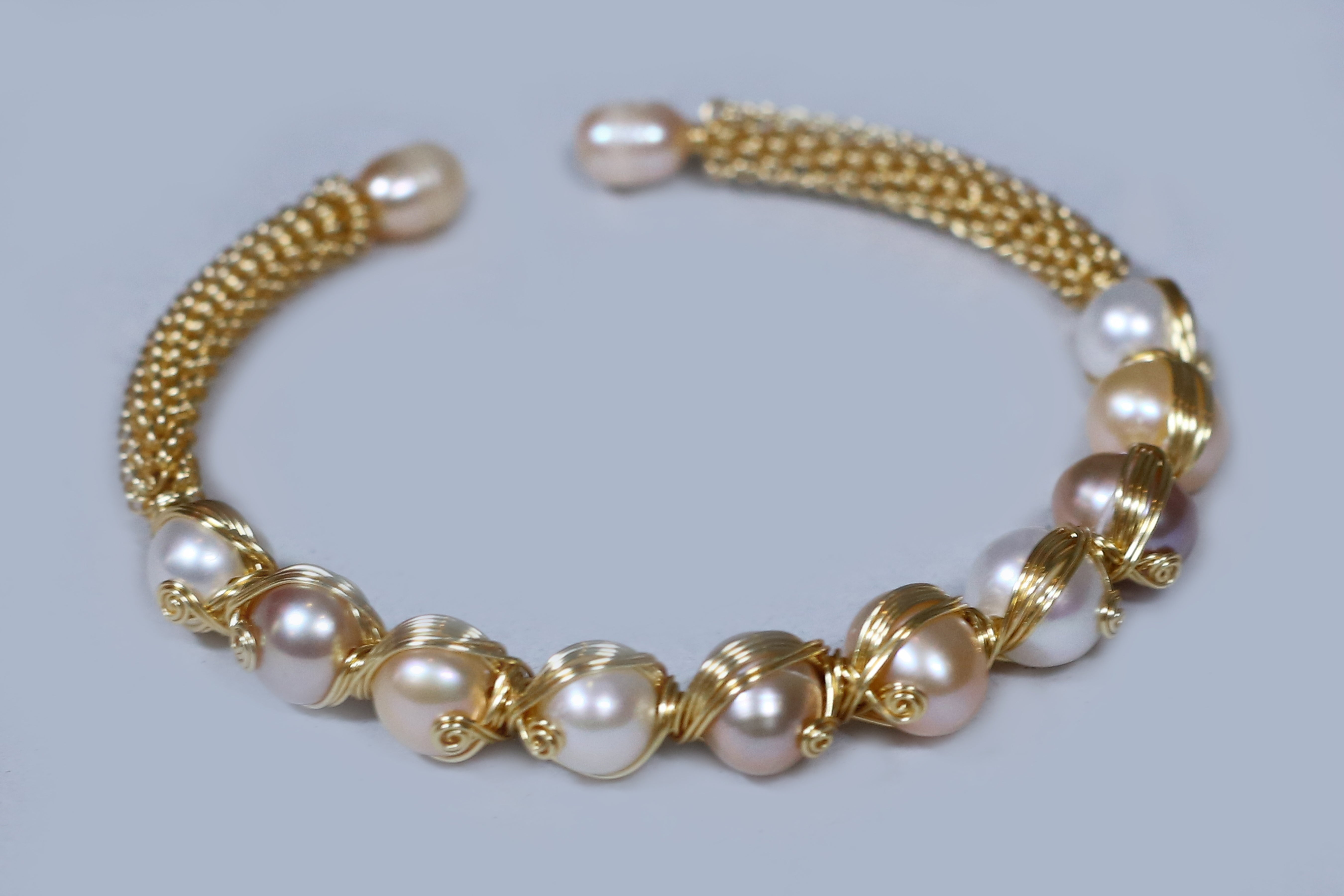 Authentic Real Natural Fresh Water Pearl Bracelet With Certificate(D.No ADBLS275)