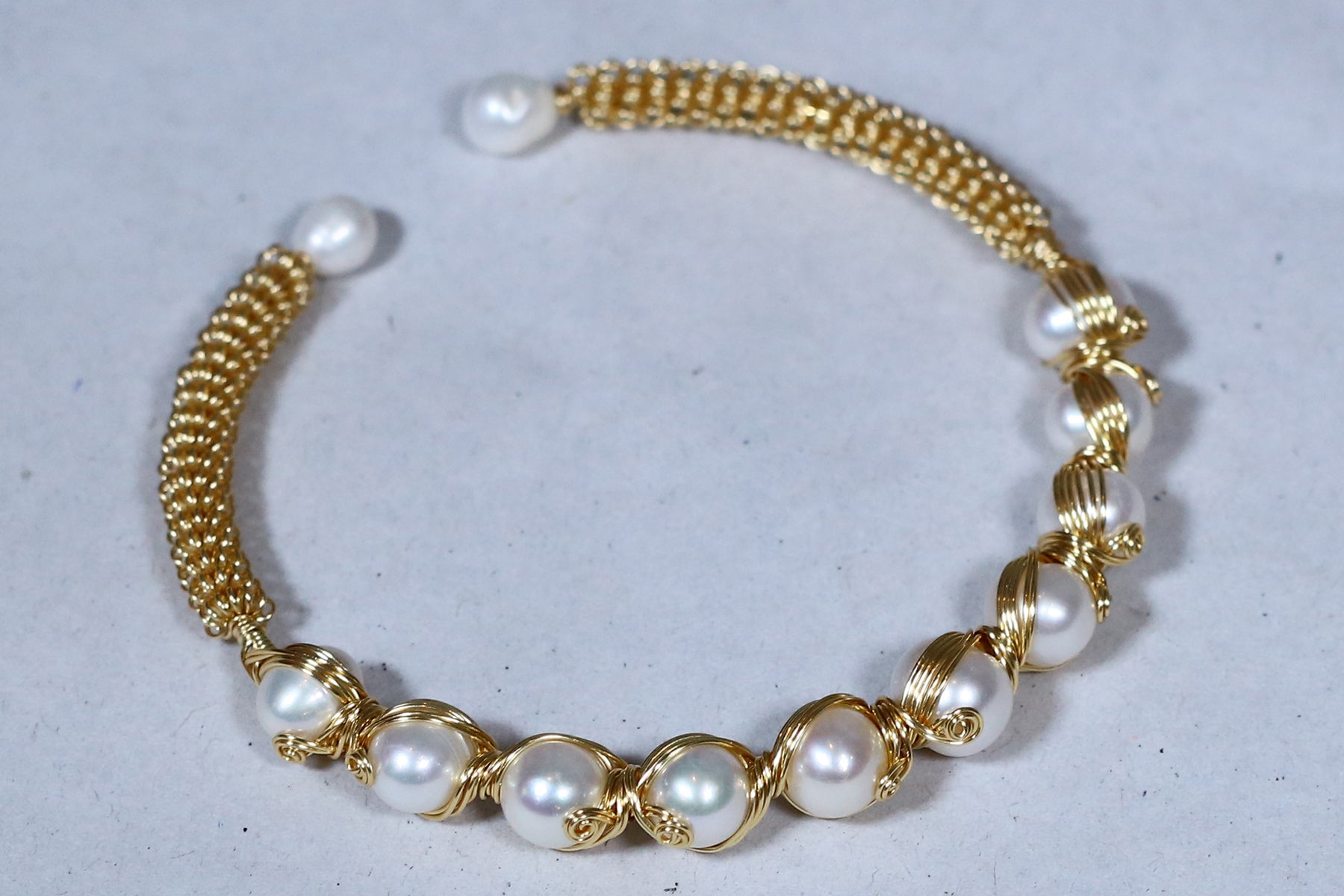 Authentic Real Natural Fresh Water Pearl Bracelet With Certificate(D.No ADBLS276)