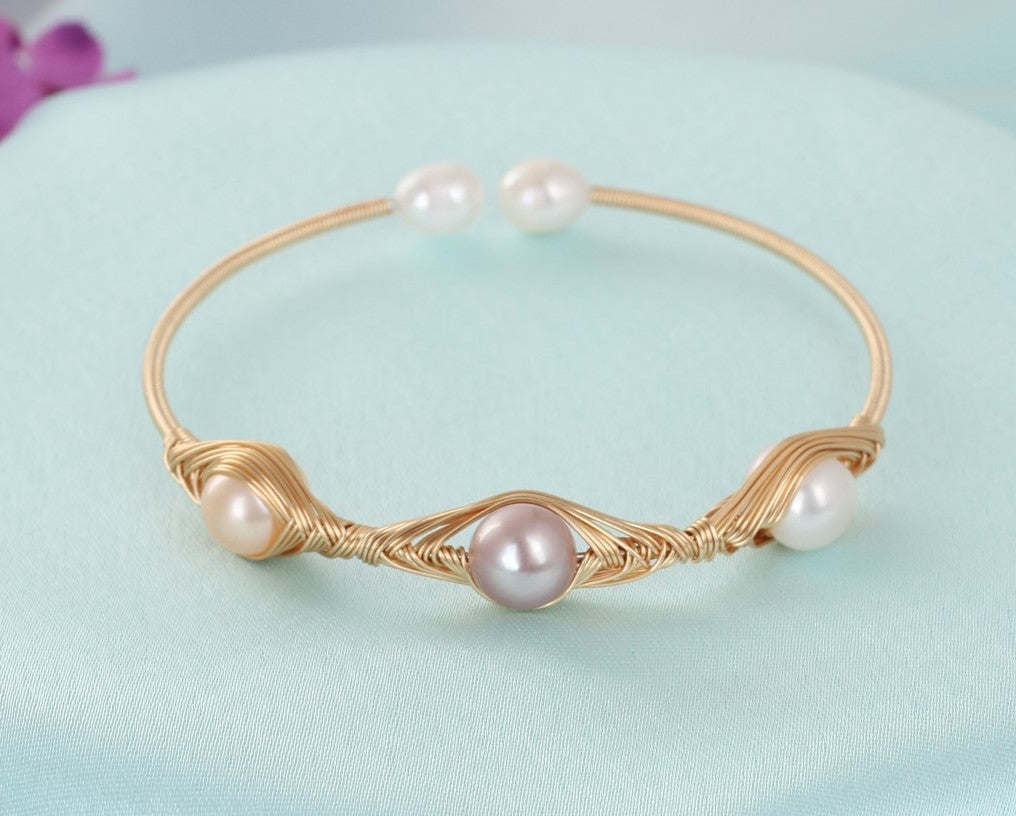 Authentic Real Natural Fresh Water Pearl Bracelet With Certificate(D.No ADBLS318)