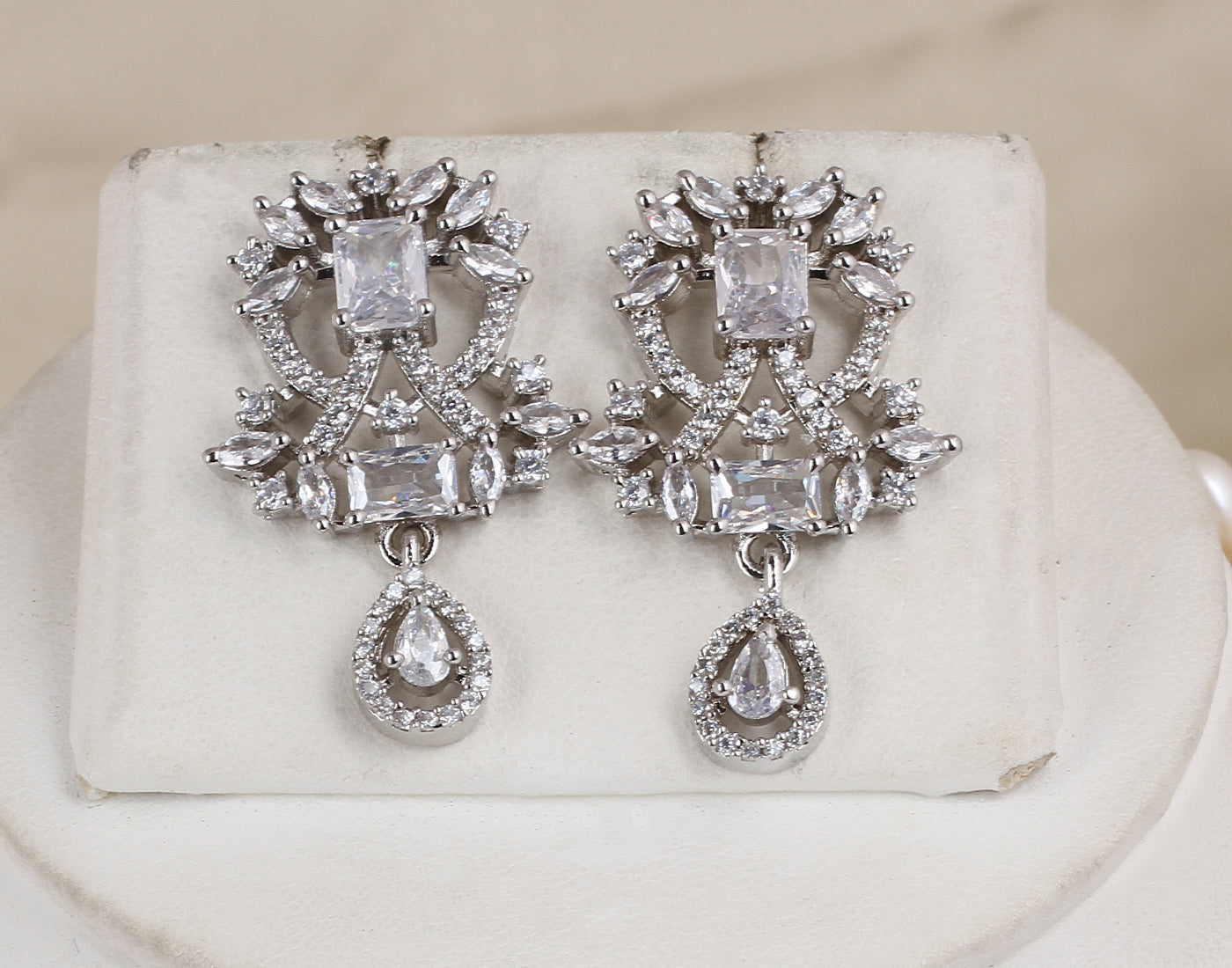 Real Natural Fresh Water Exclusive Pearl Set With Certificate(D.No ADPRLS1729)