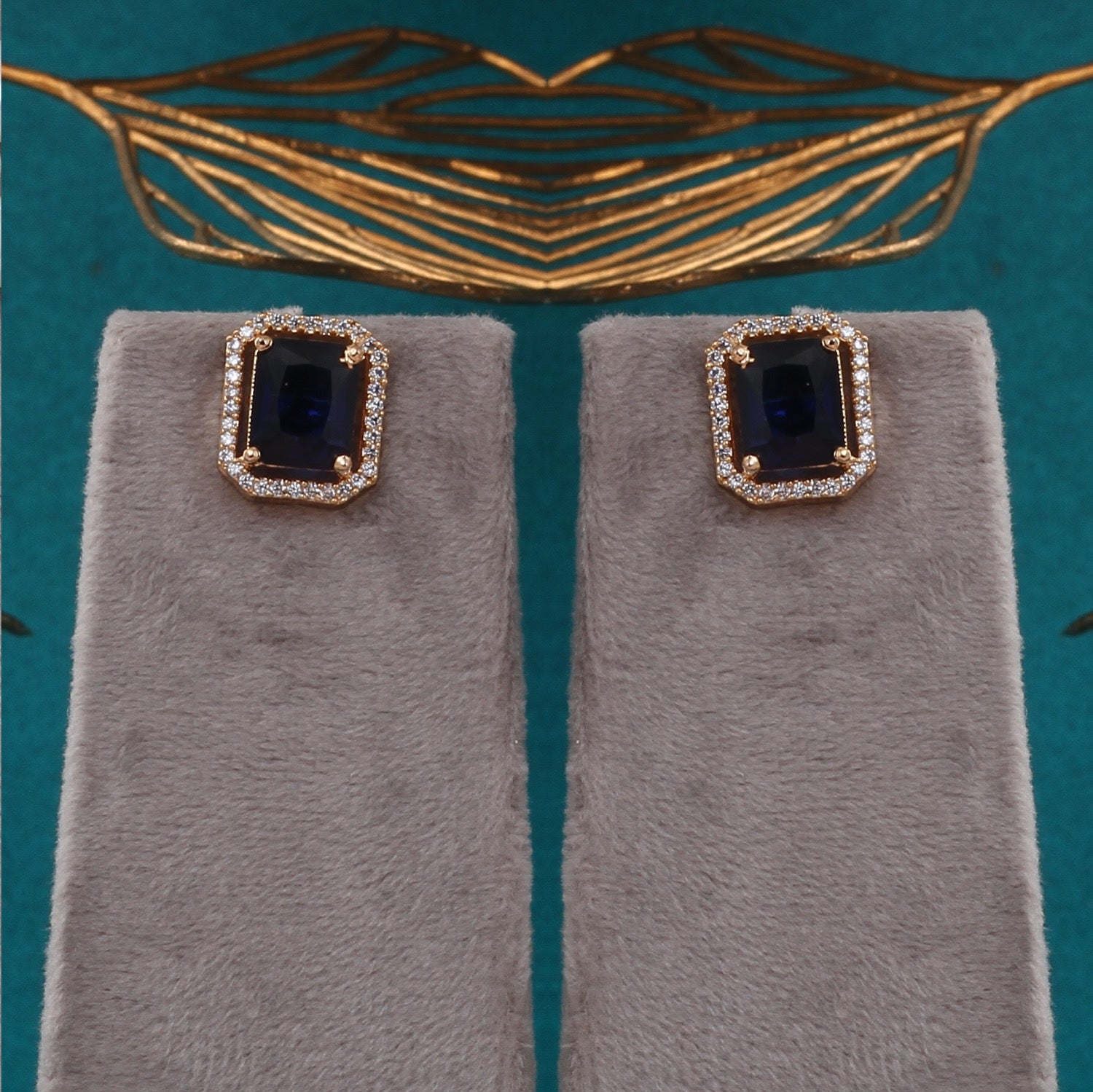 Certified Dual-Layer Pearls N Stone-Studded Necklace Set With Certificate(D.No ADPRLS2795)