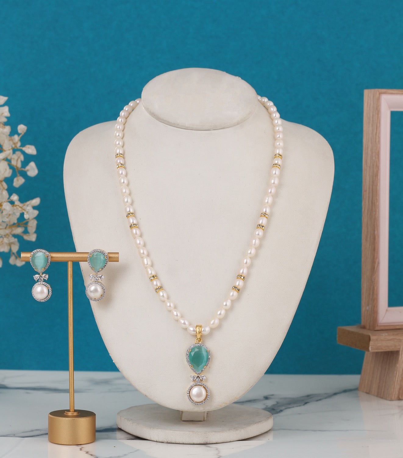 Single String Pearl Necklace Of Real Pearls Comes With Certificate(D.No ADPRLS3168)
