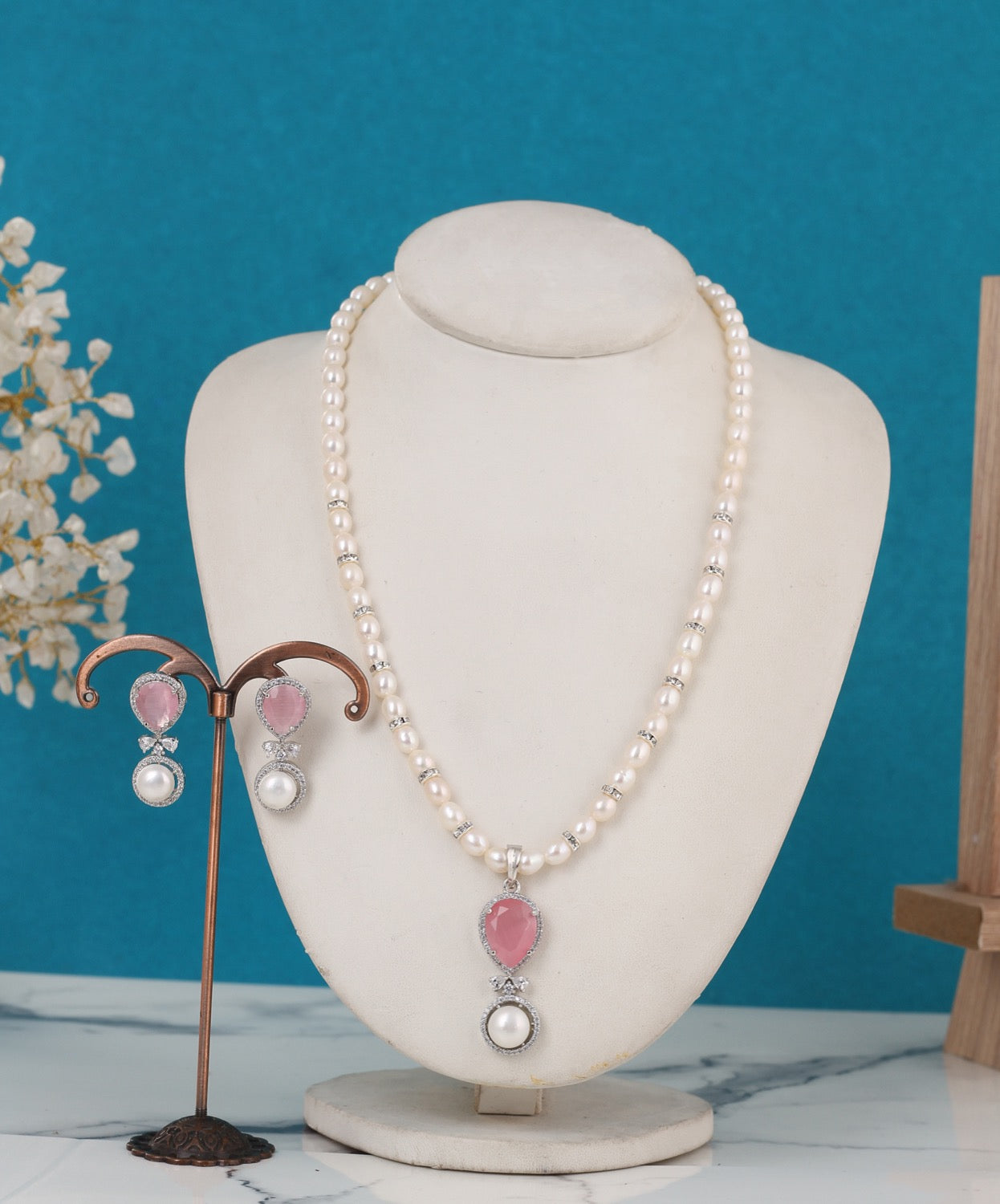 Single String Pearl Necklace Of Real Pearls Comes With Certificate(D.No ADPRLS3169)