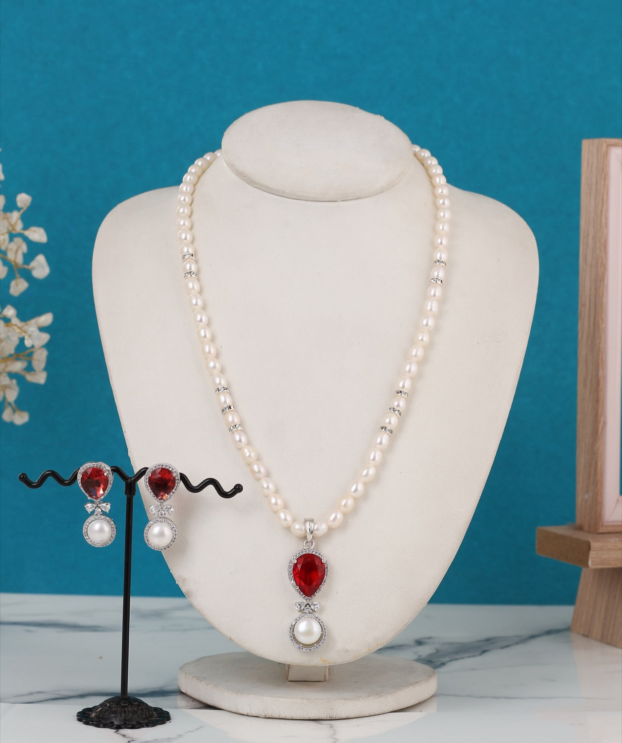 Single String Pearl Necklace Of Real Pearls Comes With Certificate(D.No ADPRLS3170)