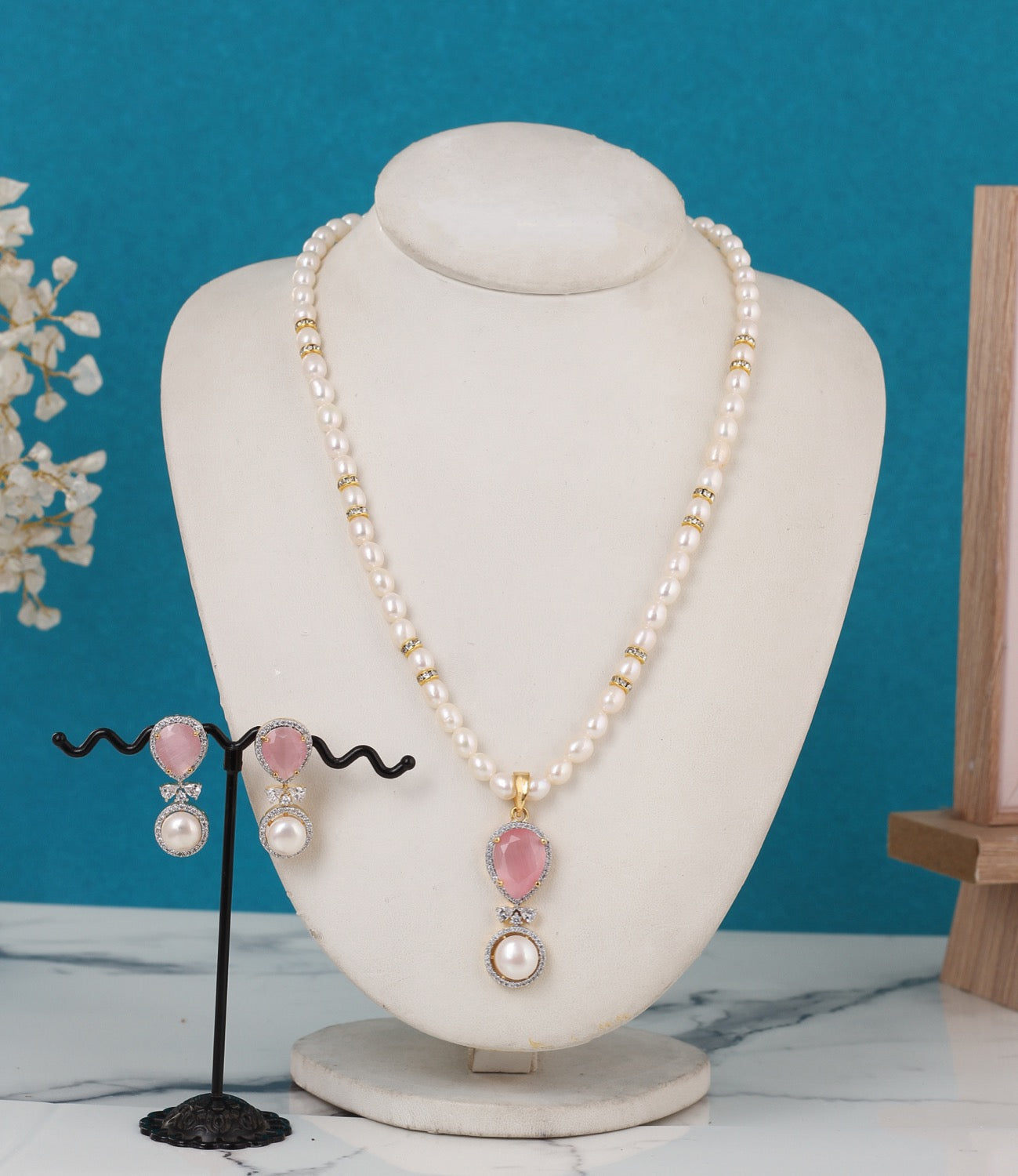 Single String Pearl Necklace Of Real Pearls Comes With Certificate(D.No ADPRLS3172)