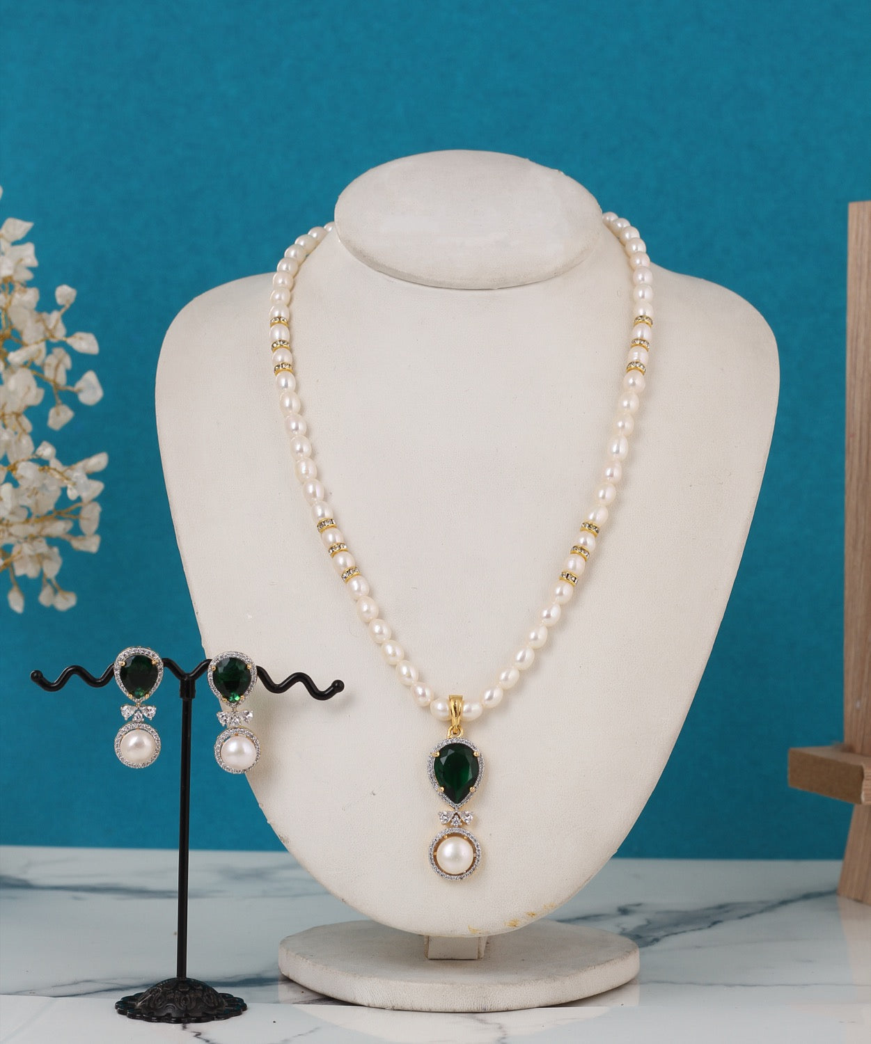 Single String Pearl Necklace Of Real Pearls Comes With Certificate(D.No ADPRLS3175)