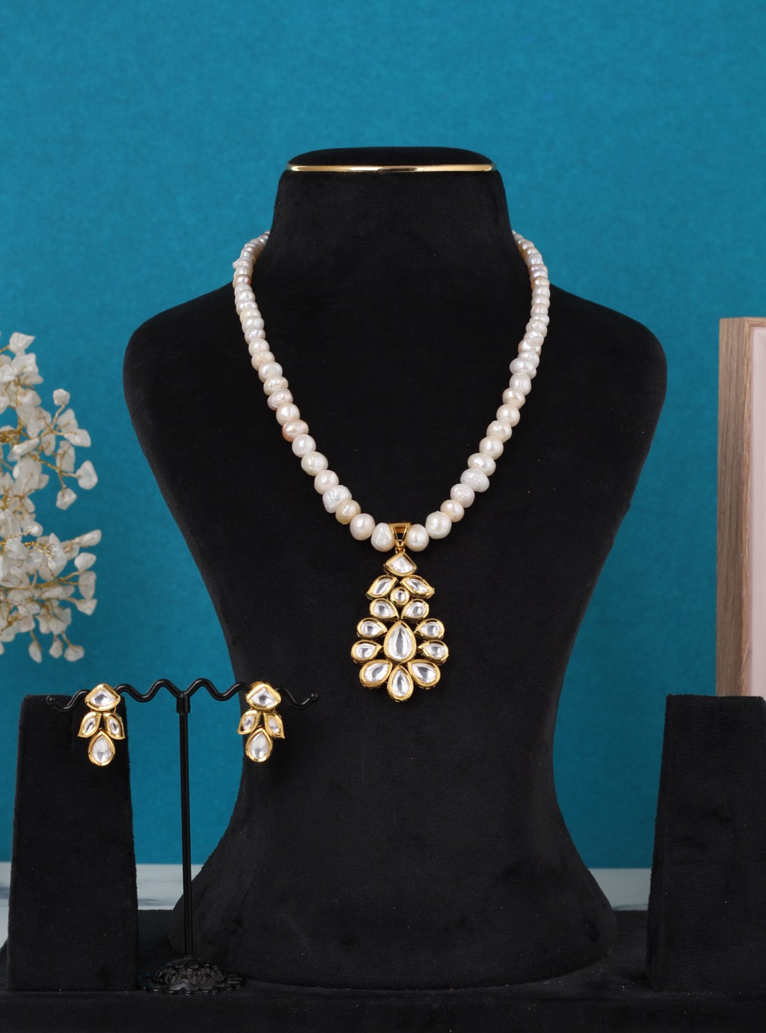 Real Pearls String Comes With Kundan Stone Studded Pendant Set n Certificate(D.No ADPRLS3239)