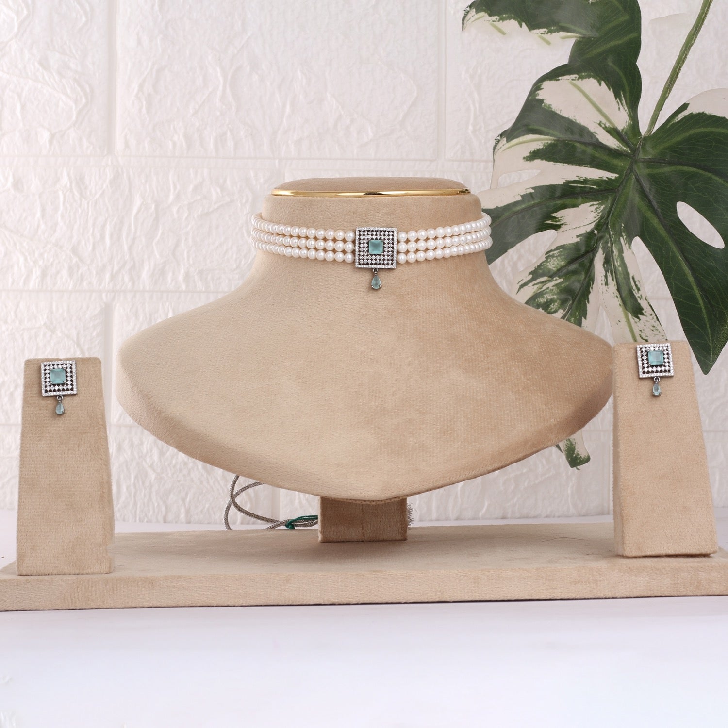 Real Natural Fresh Water Pearls Choker Set With Certificate(D.No CKR797)