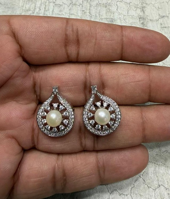 CZ Stone Studded Studs With Real Button Pearl (D.No PTOP161)
