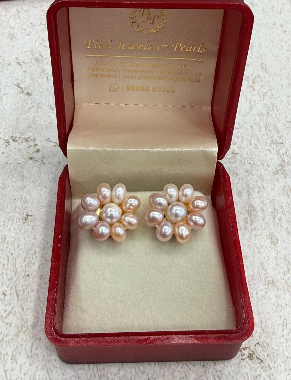 Real Pearls Tops With Certificate(D.No PTOP207)