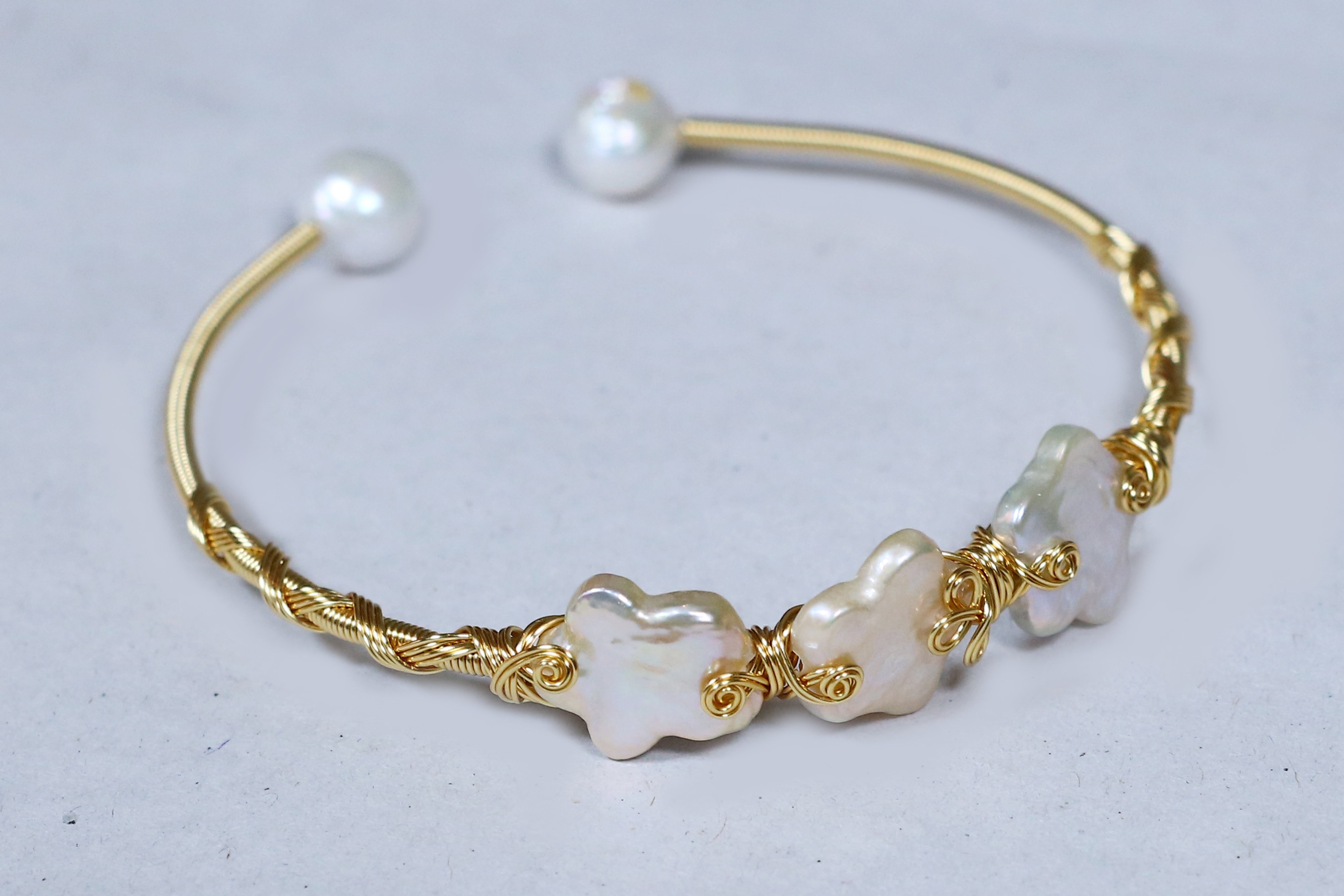 Authentic Real Natural Fresh Water Pearl Bracelet With Certificate(D.No ADBLS277)