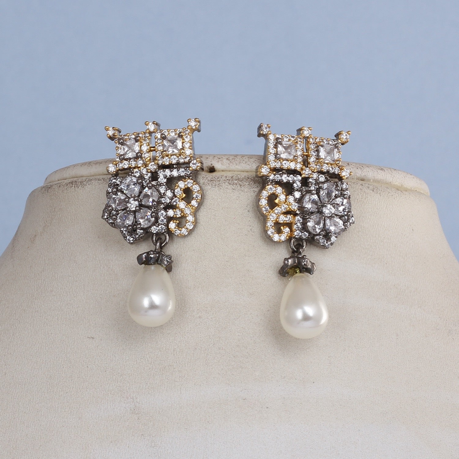 Authentic Real Natural Freshwater Pearls Necklace Set With Certificate(D.No ADPRLS2817)